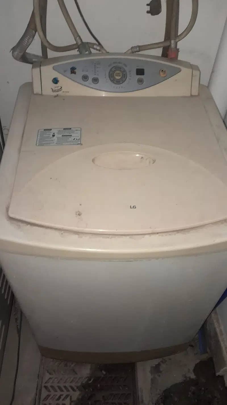 Used LG Automatic Washing Machine 0