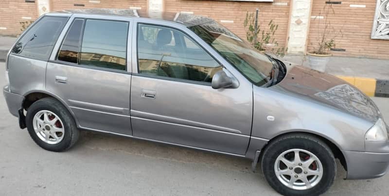 Suzuki Cultus VXR 2017 3