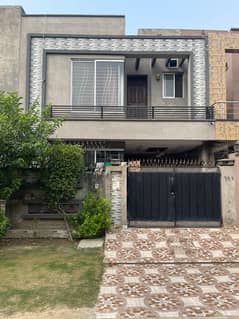 5 marls house for sale in paragon city lahore 0