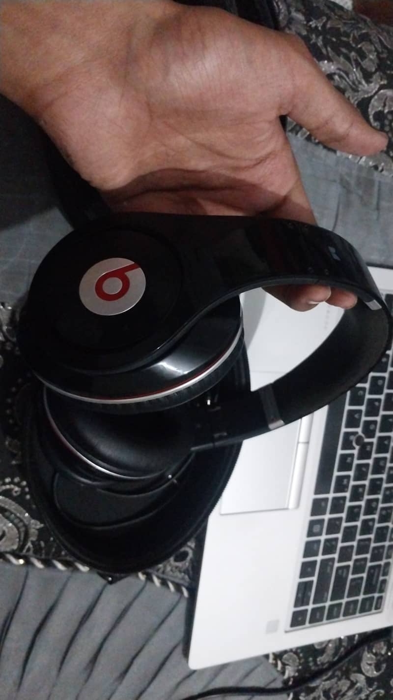 Dr. Dre Beats Studio Moster Headphones 8