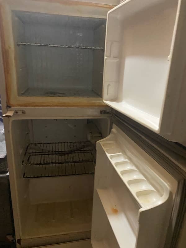 Urgent !Small Dawlance Fridge 2