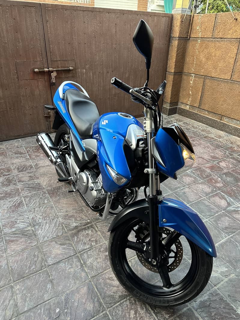 suzuki inazuma Aegis 250cc 4