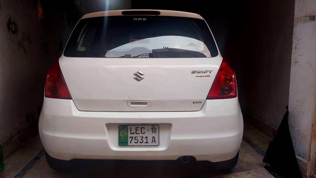 Suzuki Swift  auto 2018 1