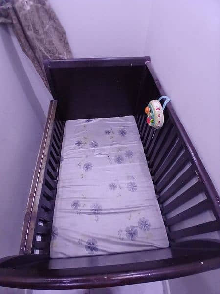 baby cot bed with mattress morty foam in Pakistan 7