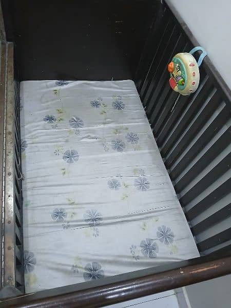 baby cot bed with mattress morty foam in Pakistan 8