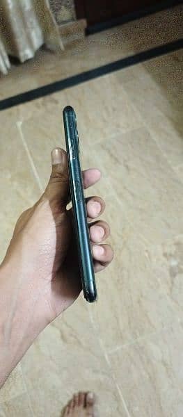 iphone 11 pro max non pta 2