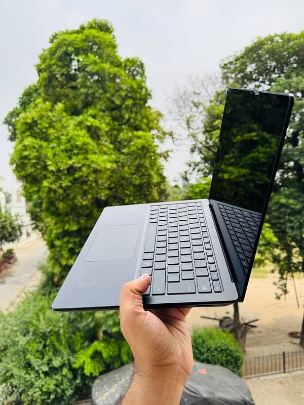 Microsoft surface laptop 3 8