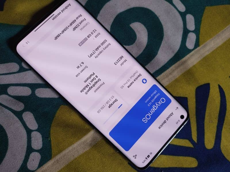 OnePlus 10pro 12+12GB ram 256GB NoN pta sim time available hai 10%10 H 3