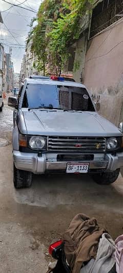 Mitsubishi Pajero 1992