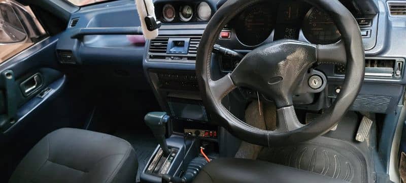 Mitsubishi Pajero 1992 2