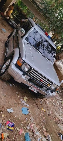 Mitsubishi Pajero 1992 10