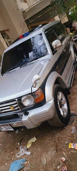 Mitsubishi Pajero 1992 14