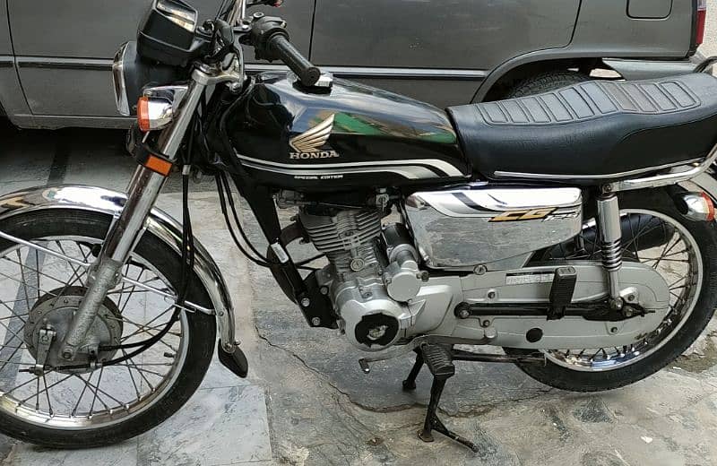 Urgent Sale HONDA Self start 3