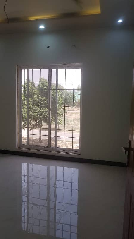 5 Marla House Available For Sale In Umar Block bahria Town lahore 8