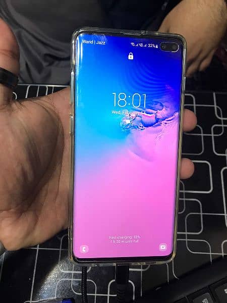 SAMSUNG S10PLUS 1