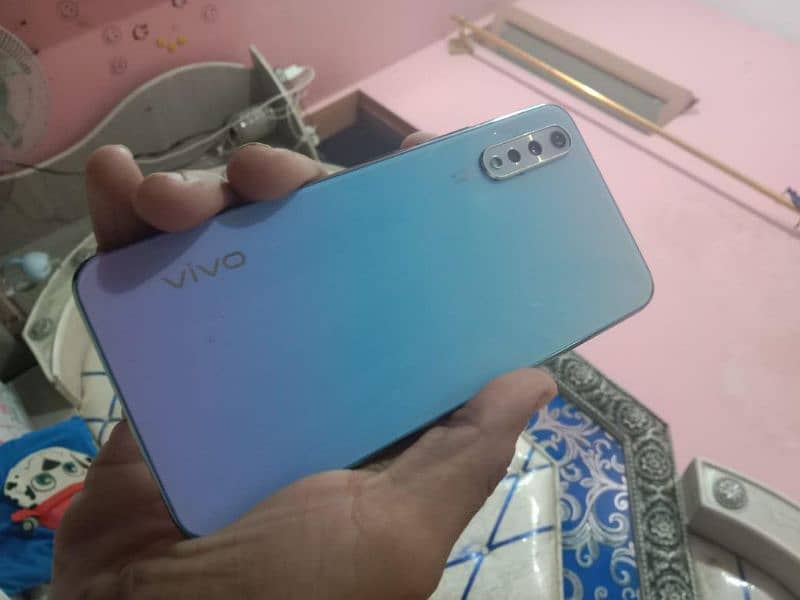 VIVO S1 8*256GB 2