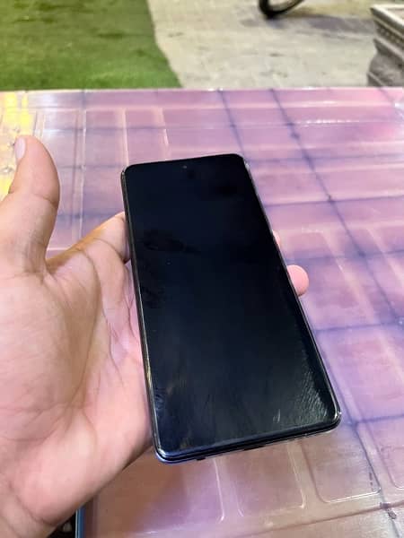 infinix hot 30 5G non PTA 1 month sim working 4