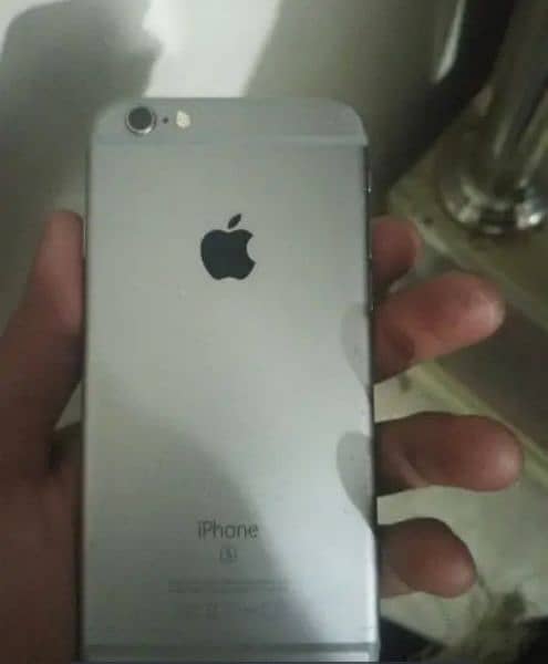 iPhone 6s 03024069311 1