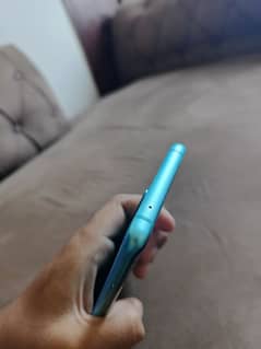 one plus 8 mint condition no problem 100 percent