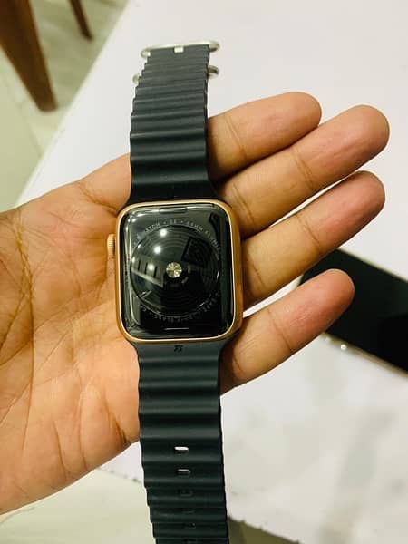 Apple watch SE 1st generation 44mm 1