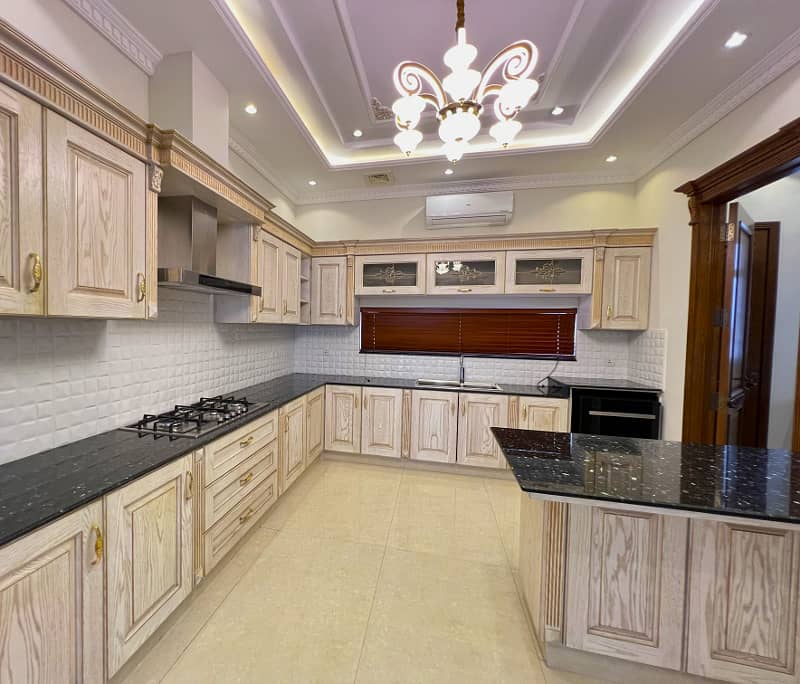 "Exceptional 4-Bed Double Unit Home in DHA Phase 6 Block C Perfect for Families" 8