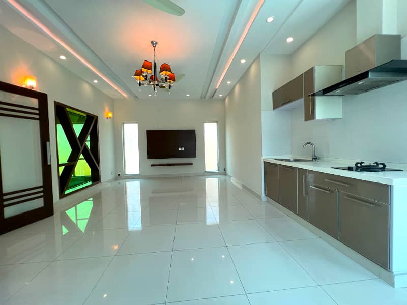 Modern 5-Bedroom Double-Unit House for Rent in Prime DHA Phase 6 Block H 17