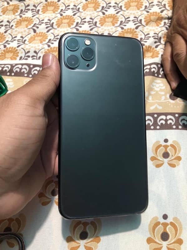 Iphone 11 pro max 512gb scratchless condition 2