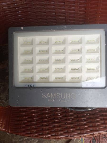 Samsung ip65 100 watts led light for sale 0