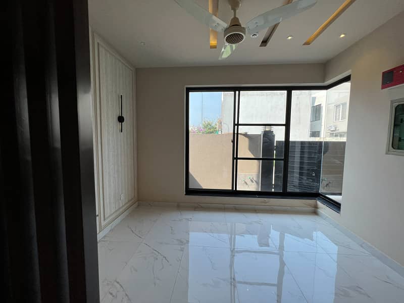 "Charming Family Home: Well-Appointed 3-Bed House in DHA Phase 9-Town" 12