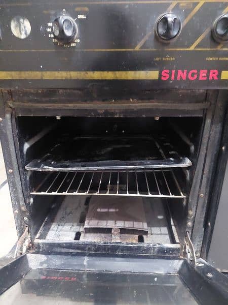 SINGER COOKING RANGE - 3 Burner Stove + Oven 4