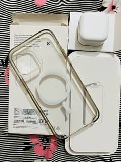 IPhone original charger & Original Clear Magsaf Case