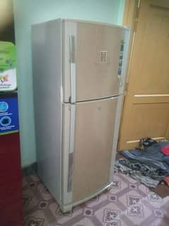 dawlance fridge good condition