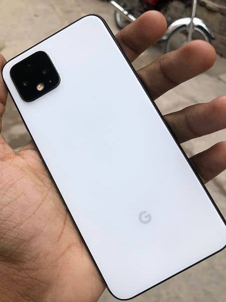 Google Pixel 4 3