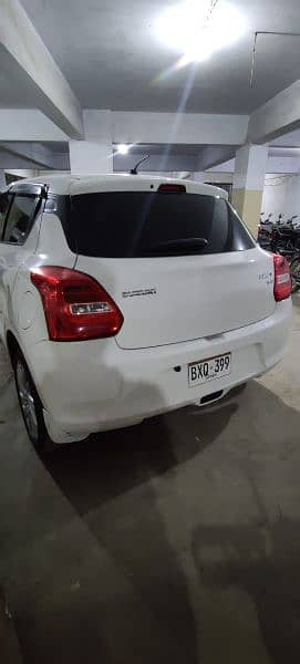 Suzuki Swift GL CTV 
Model 2022 4