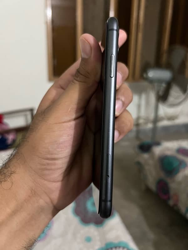 Iphone 11 pta approved 64gb 1