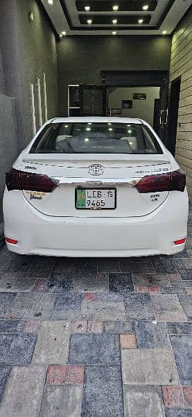 Toyota Altis Grande 2015 4