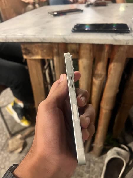 Iphone 13jv 128 GB Battery health 89% Condition 10/10 2