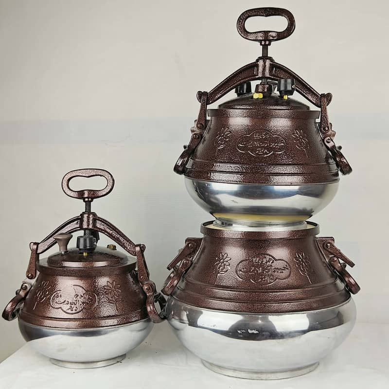 Afghani Messi Pressure Cooker Brown color with 3 Values one bypass va 12