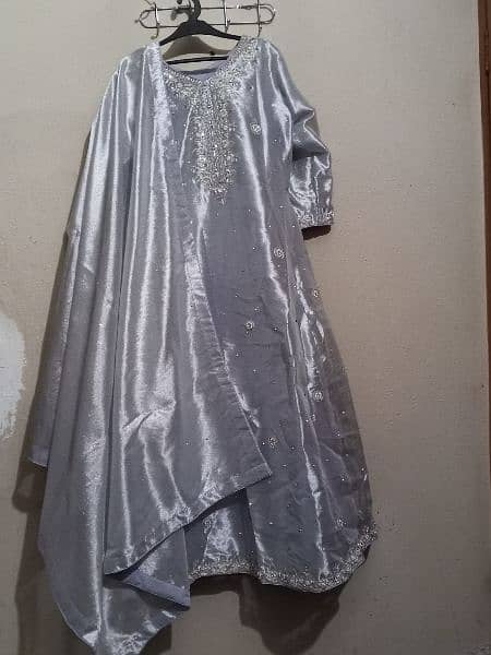 wedding dress in new condition 1