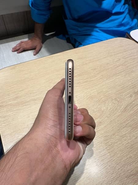 Iphone 8 plus 64 gb 6