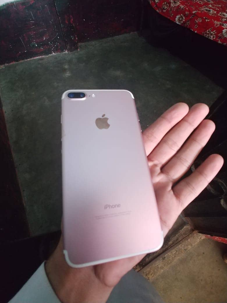 I phone 7 plus non pta for sell 4