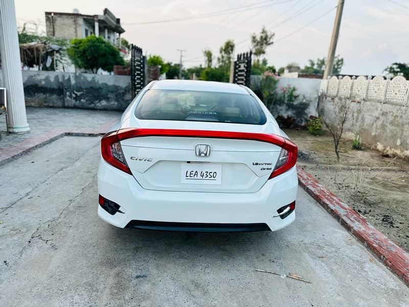 Honda Civic Oriel 2017 3