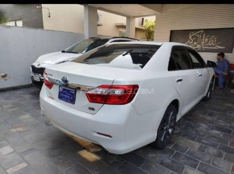 Toyota Camry 2013 4