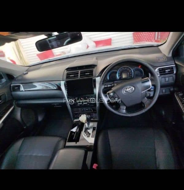 Toyota Camry 2013 8