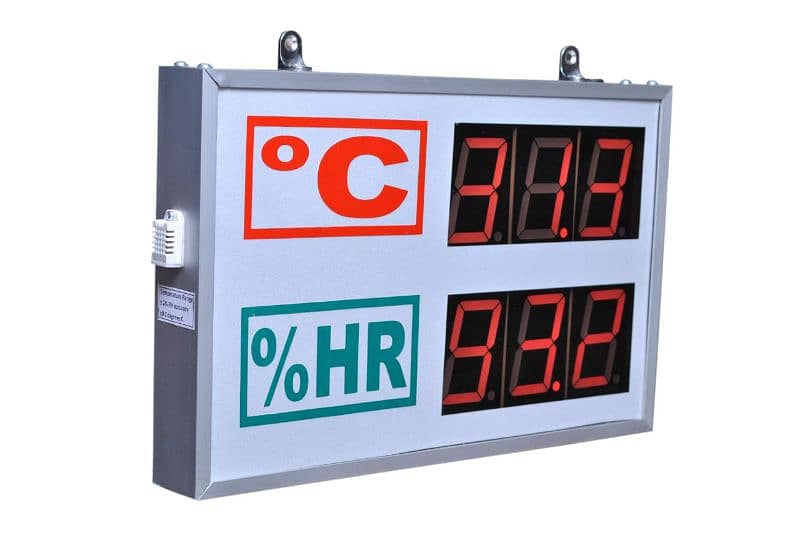 Temperature and humidity seven segment display. 1