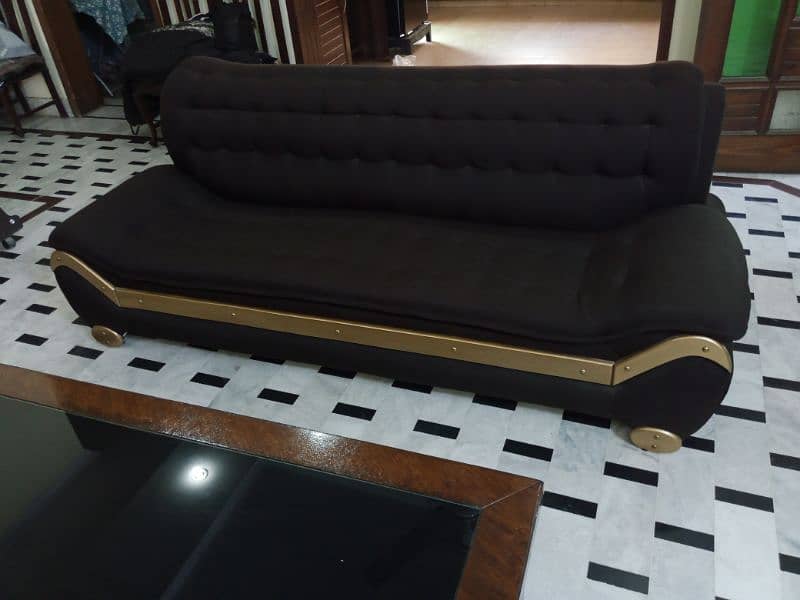 Sofa For Sale only 2 months used 4