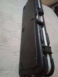 Guitar hard case