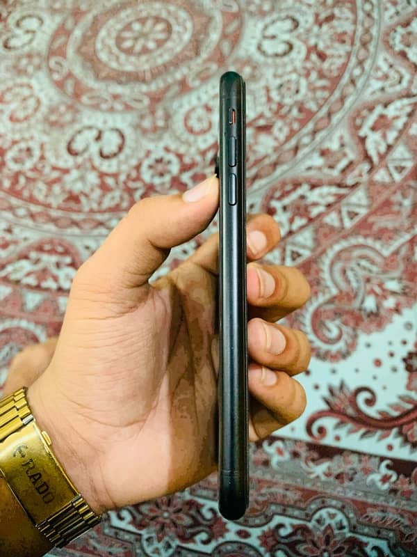 i phone xr 128gb factory unlock 2