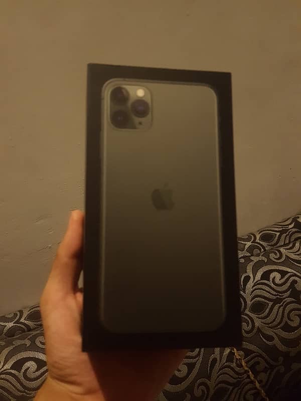 Iphone 11 Pro Max Non Pta 64gb With Box 6