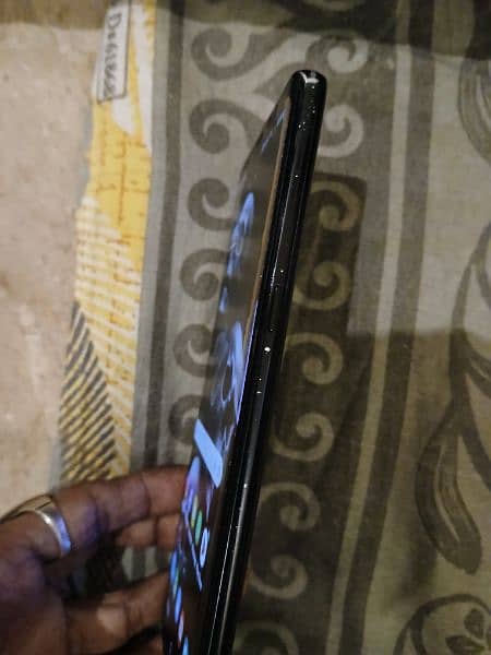 Samsung note 8 dual sim n950F model box wala 7